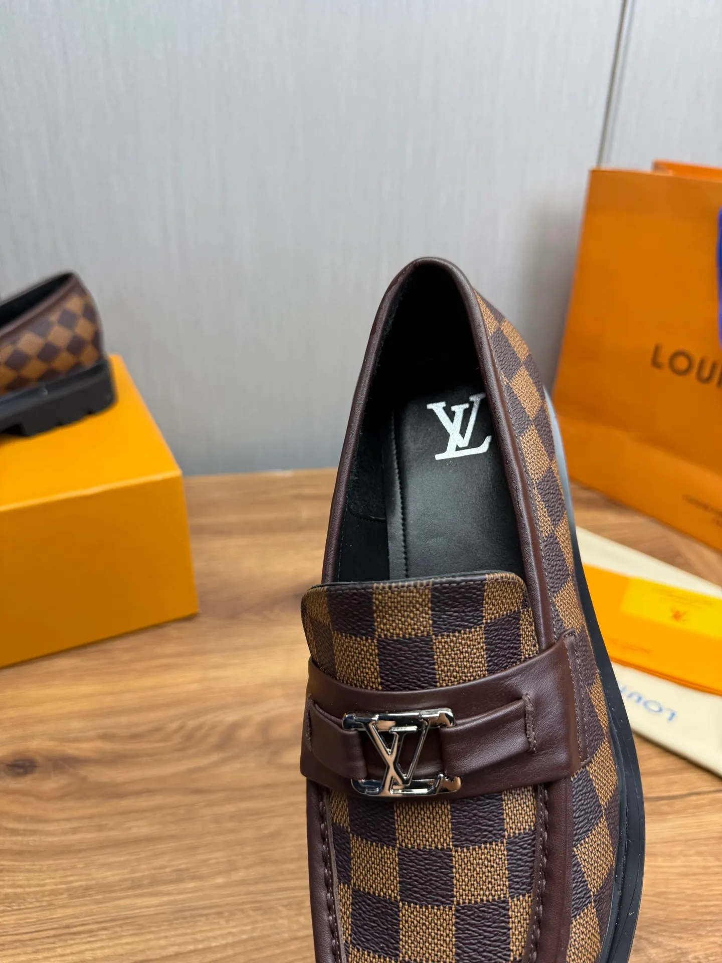 Factory 680💰 LV. Men's business casual leather shoes, all made of imported original brand leather, just to create a more comfortable wearing experience, original non-slip and wear-resistant outsole ✔️16-45 (38.45 non-returnable)